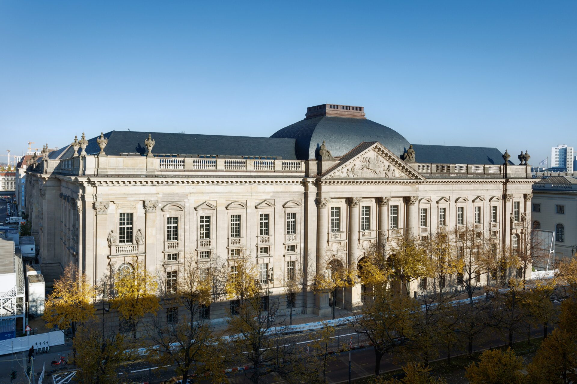 Außenansicht Haus Unter den Linden © Staatsbibliothek zu Berlin